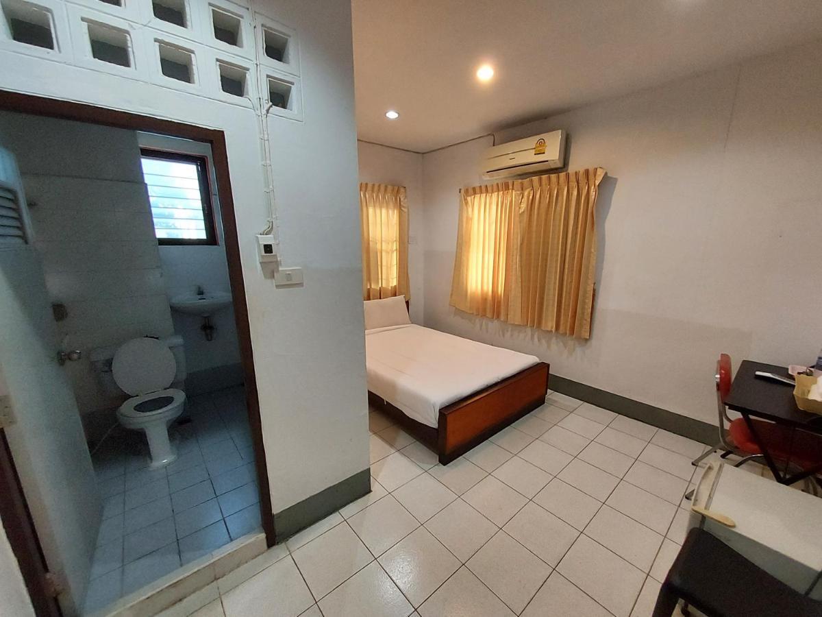 Grand Hotel Nakhon Phanom Ngoại thất bức ảnh